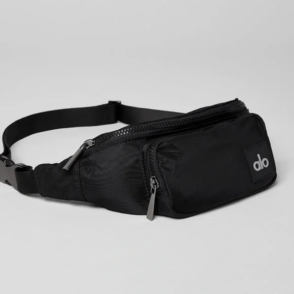ALO Yoga Black Crossbody Bag - Picture 5 of 7